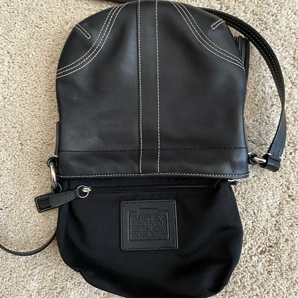 Small COACH Crossbody Handbag - black leather - Picture 7 of 10